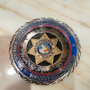 Las Vegas Metropolitan Police Challenge Coin.  Welcome to Las Vegas